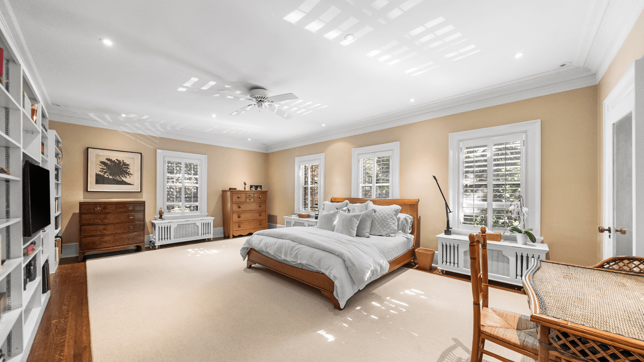 For Sale: 133, 135 & 139 Hudson Drive