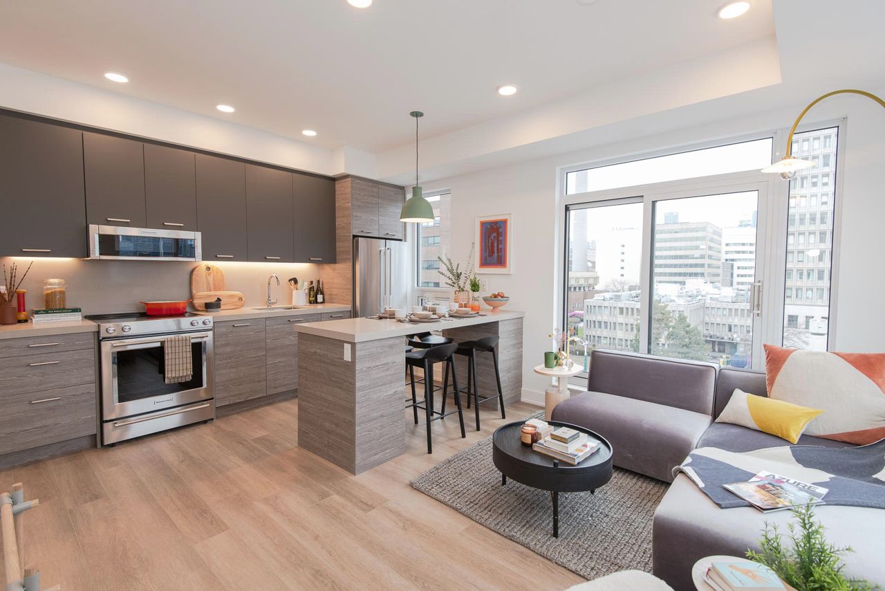 What’s it like living at Waverley, a boutique resort-style rental at College and Spadina
