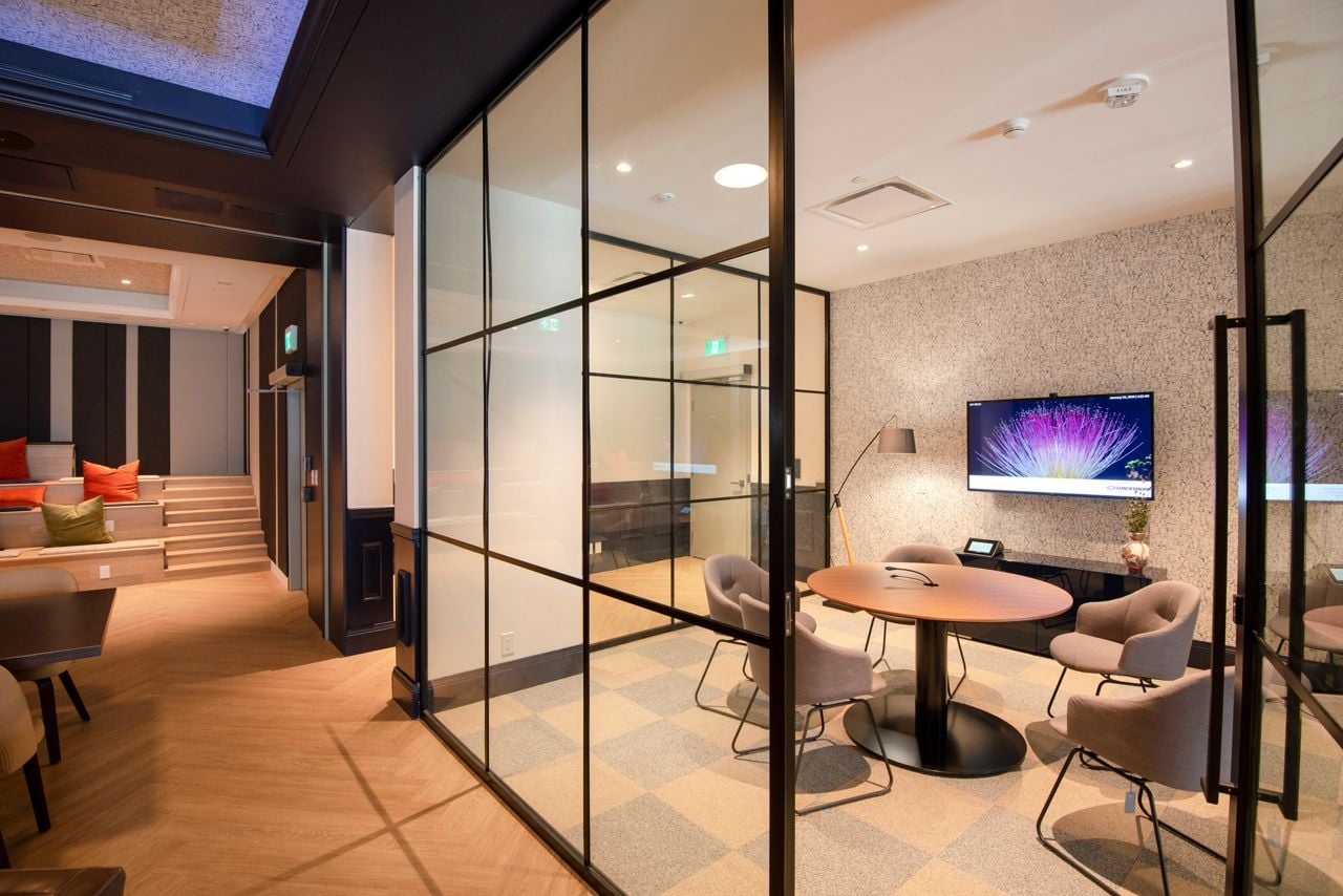 What’s it like living at Waverley, a boutique resort-style rental at College and Spadina
