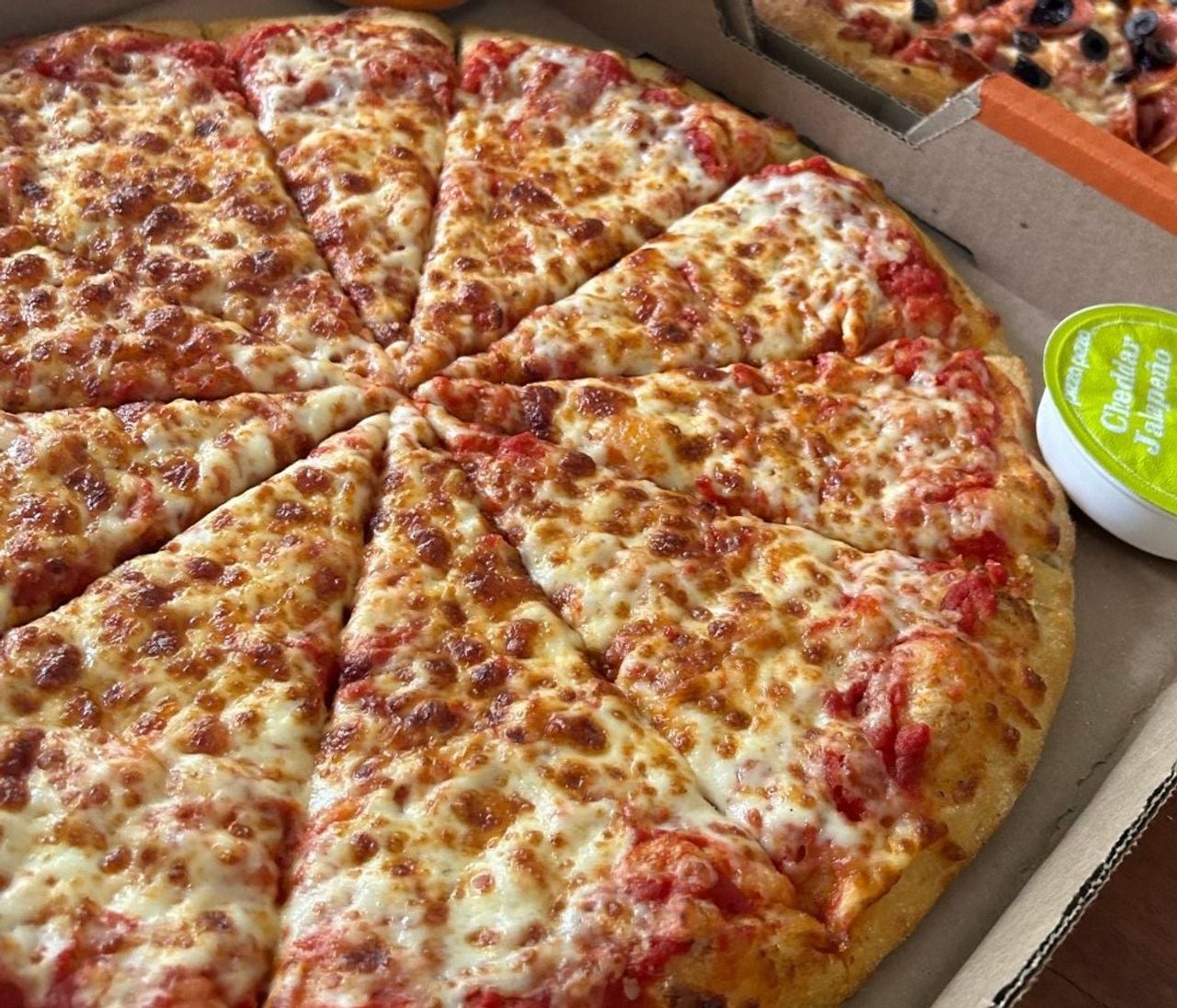 This Toronto Blue Jay's favourite pizza topping will floor you