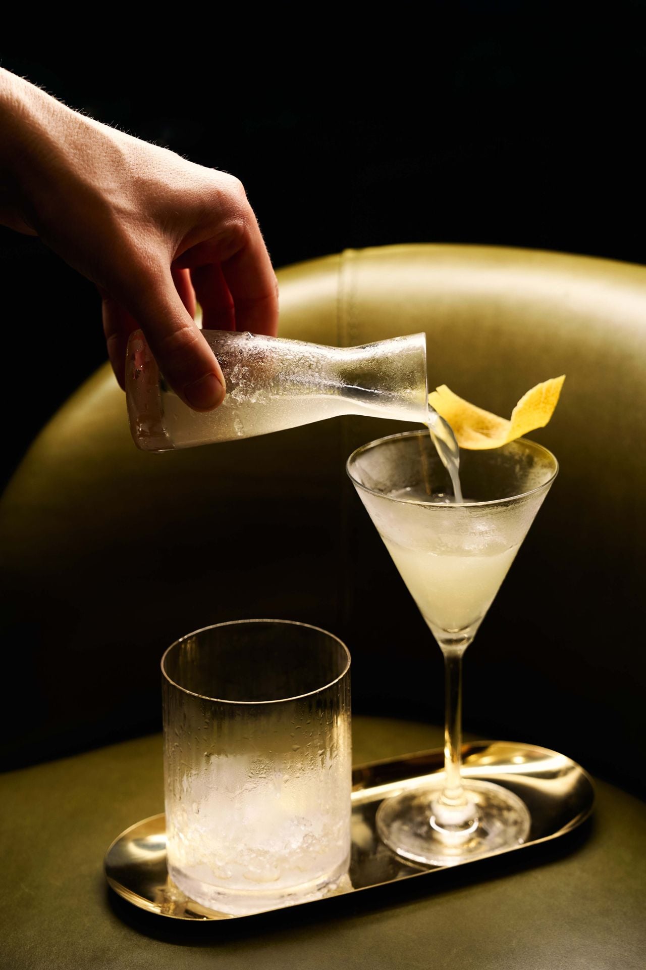 The Crown Jewel is a meandering and balanced take on a martini that blends gin, white vermouth, fresh lemon, Darjeeling tea and pineapple-anise bitters