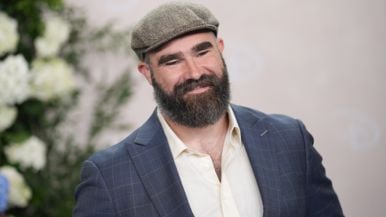 Jason Kelce doesn't like baseball or the Blue Jays