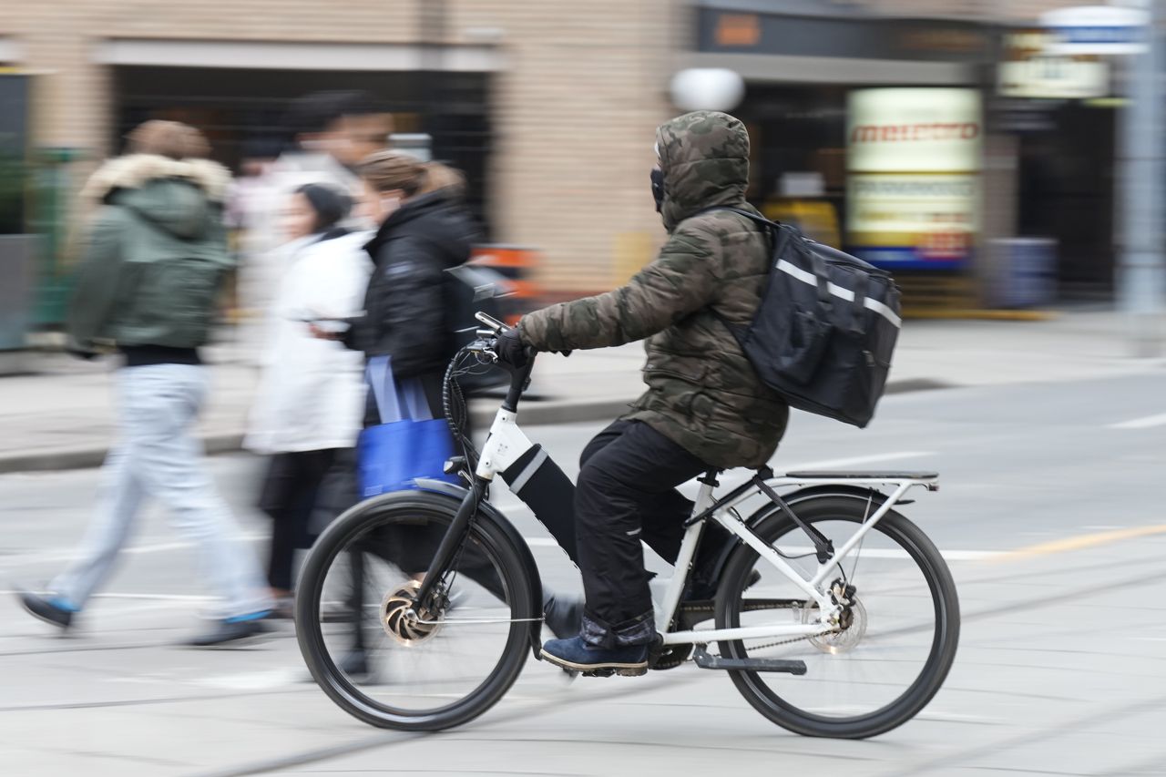 Ontario's chief coroner's office suggests regulations for e-bikes, including that riders be licensed