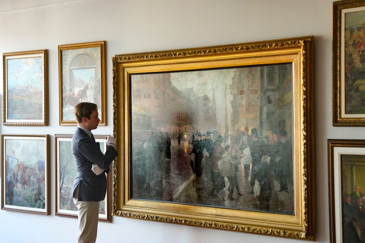 Buyers spent $5.9 million at the Bay's art auction