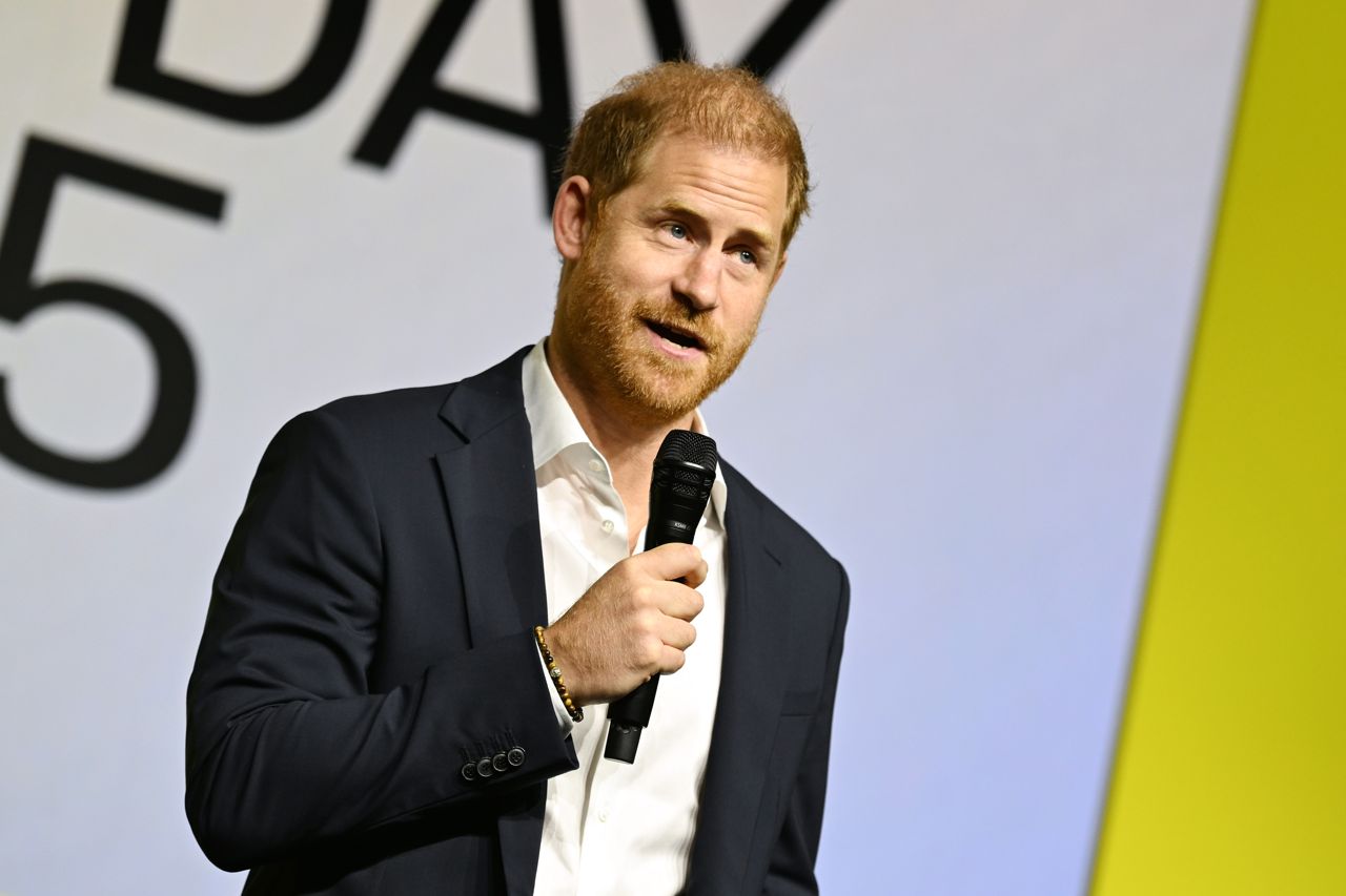 Noted Dodgers fan Prince Harry will be in Toronto this week