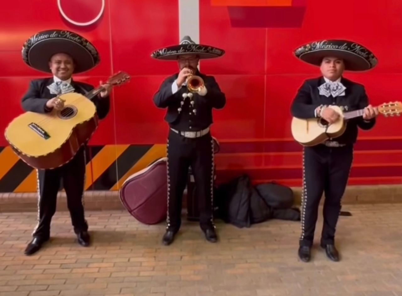 A Toronto comedian hired a mariachi band for the Eglinton Crosstown’s quinceañera