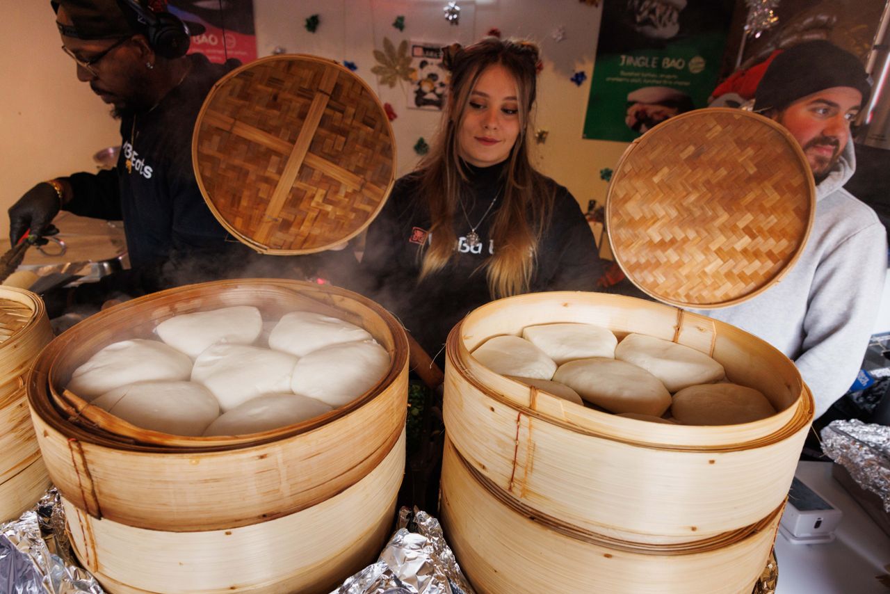 Baskets of steamed bao