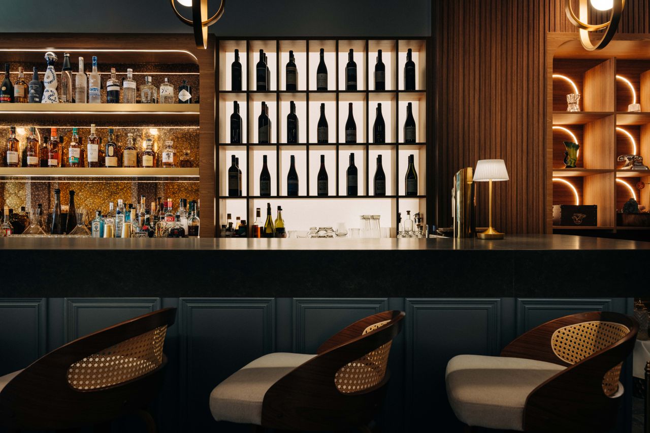 The bar at ORO
