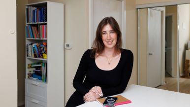 This entrepreneur is on track to make $23,000 this year. How does she spend it?