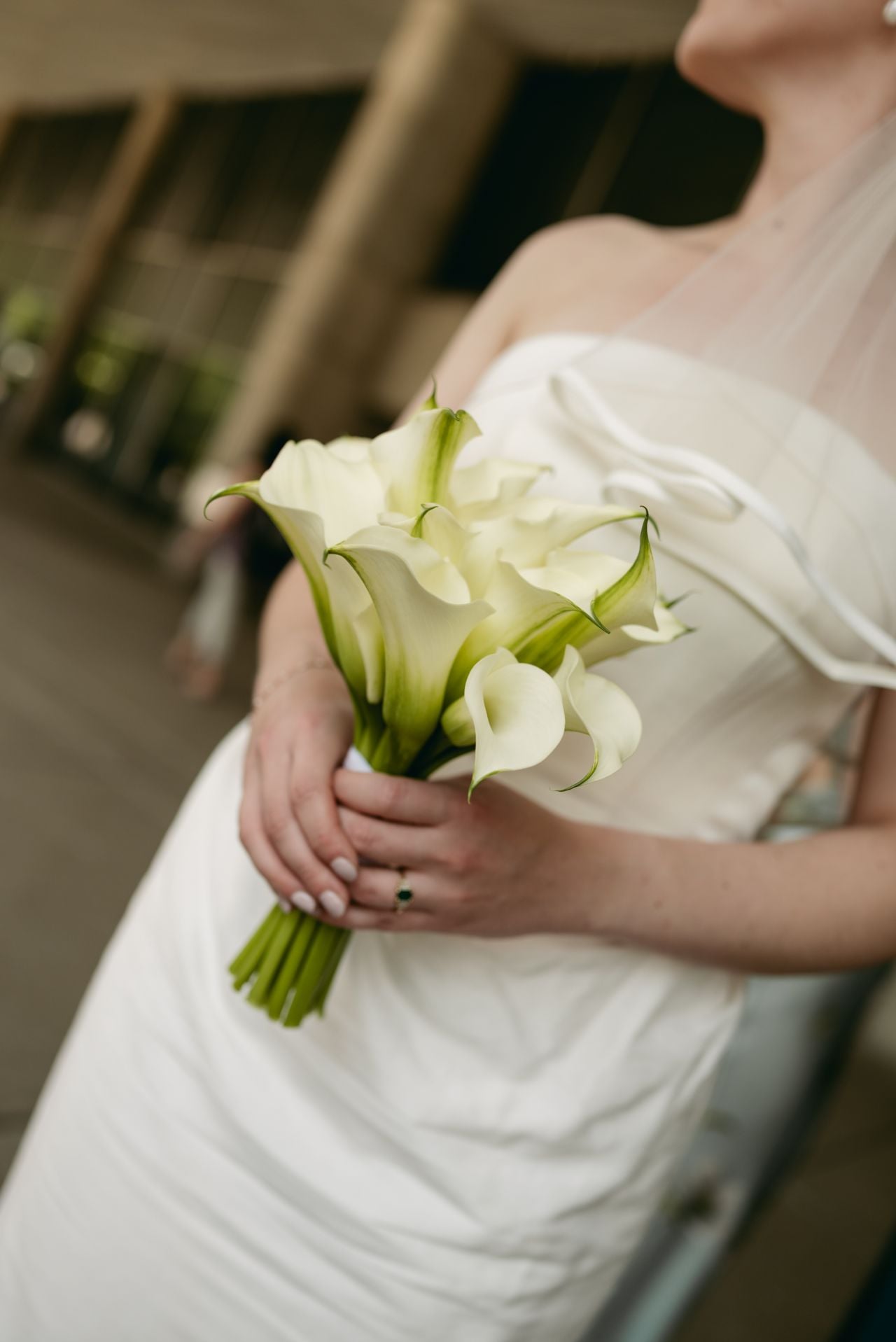 Real Weddings: Inside the city hall wedding of two TTC superfans
