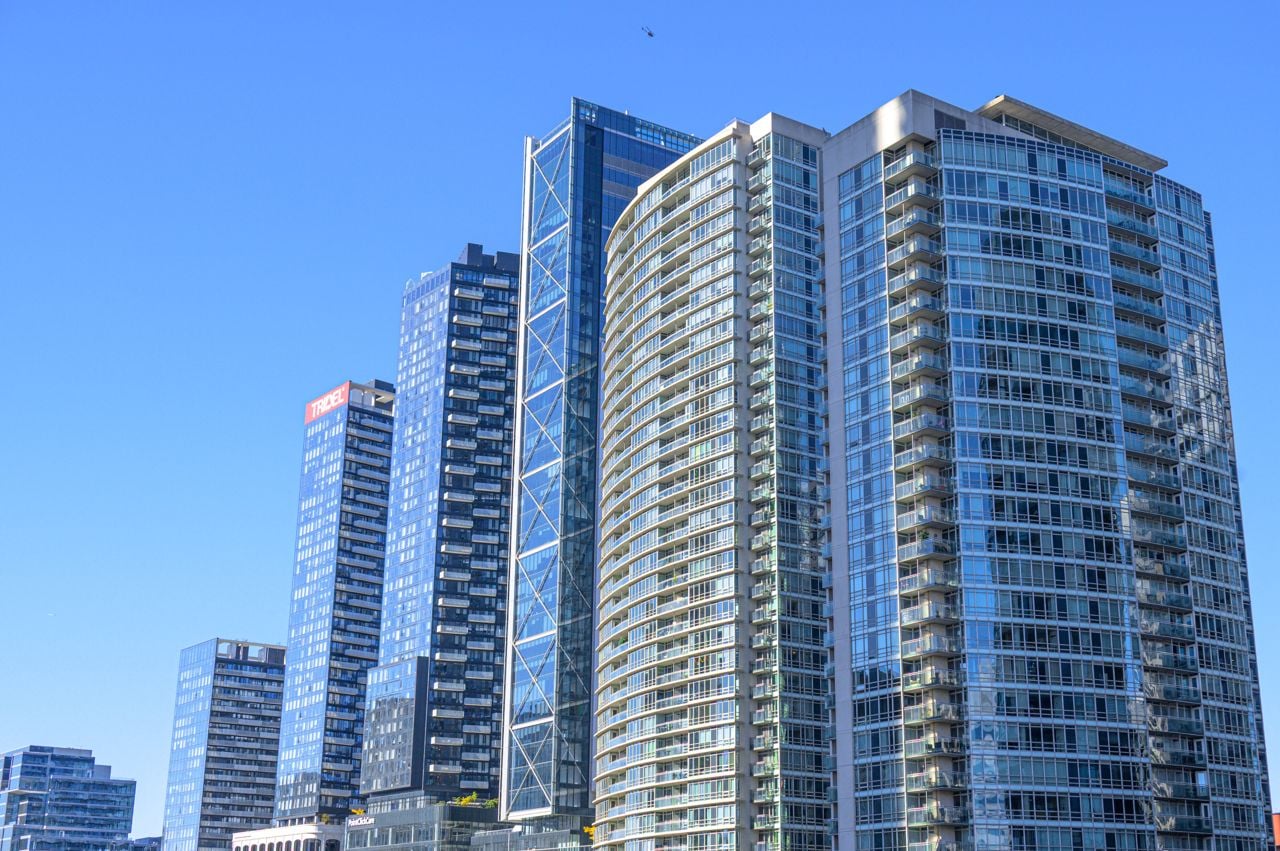 toronto-life-real-estate-rent-pandemic-rentals-gta-market-1 Toronto rent hasn’t been this low since the pandemic