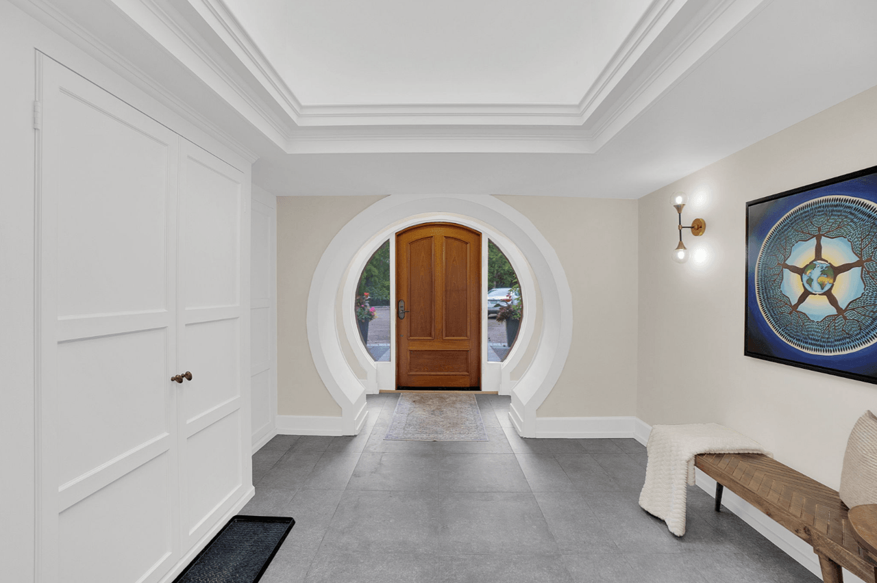 $8.3 million for an estate in King with a hobbit door inspired by Frank Lloyd Wright