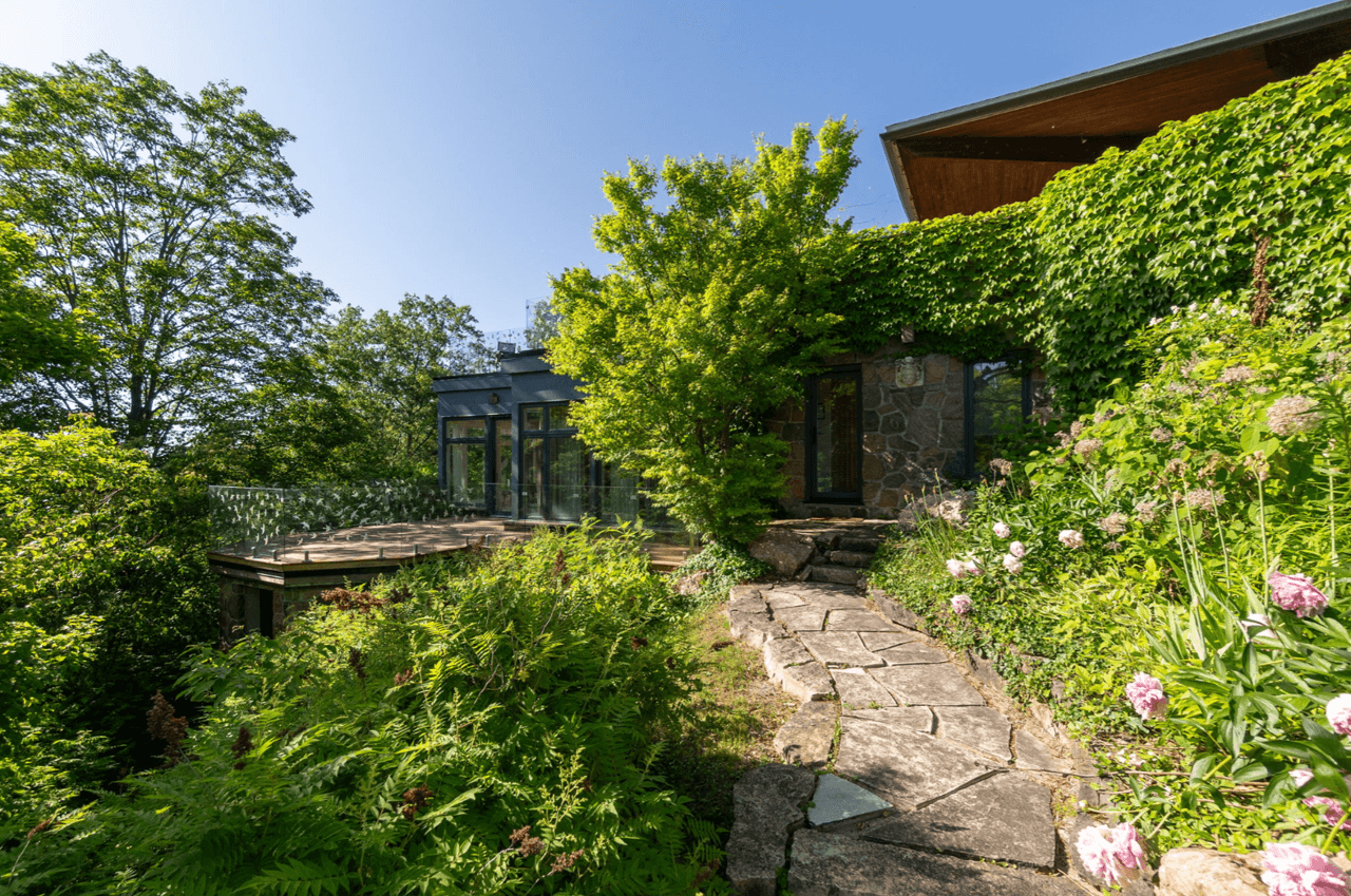 $8.3 million for an estate in King with a hobbit door inspired by Frank Lloyd Wright