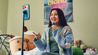 "Most days, I work more than 16 hours": This marketing specialist is doing everything she can to retire at 30