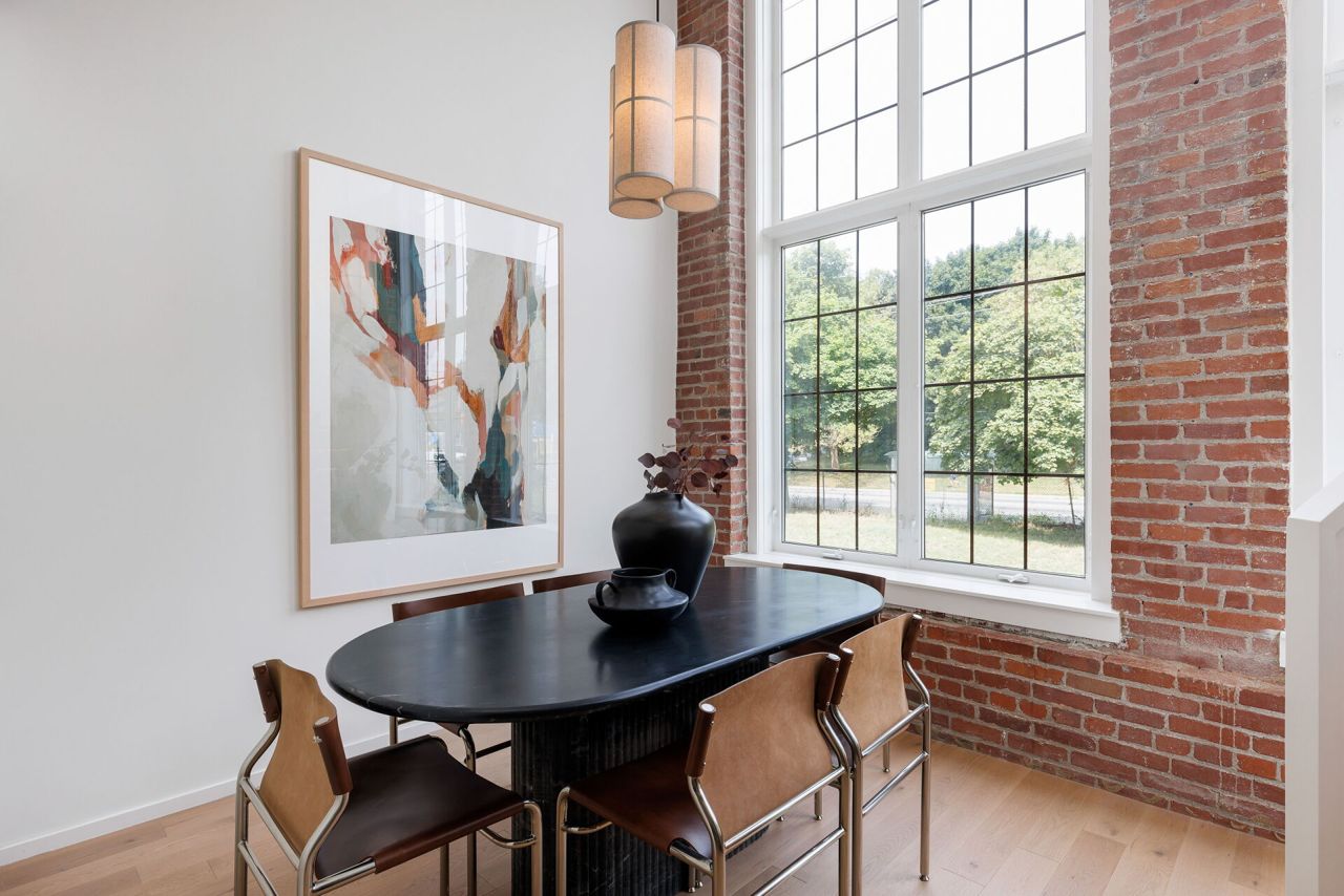 toronto-life-junction-wallace-emerson-conversion-auto-factory-dovercourt-village-5 $3.3 million for a west-end steel factory conversion with a staircase that snakes around an elevator