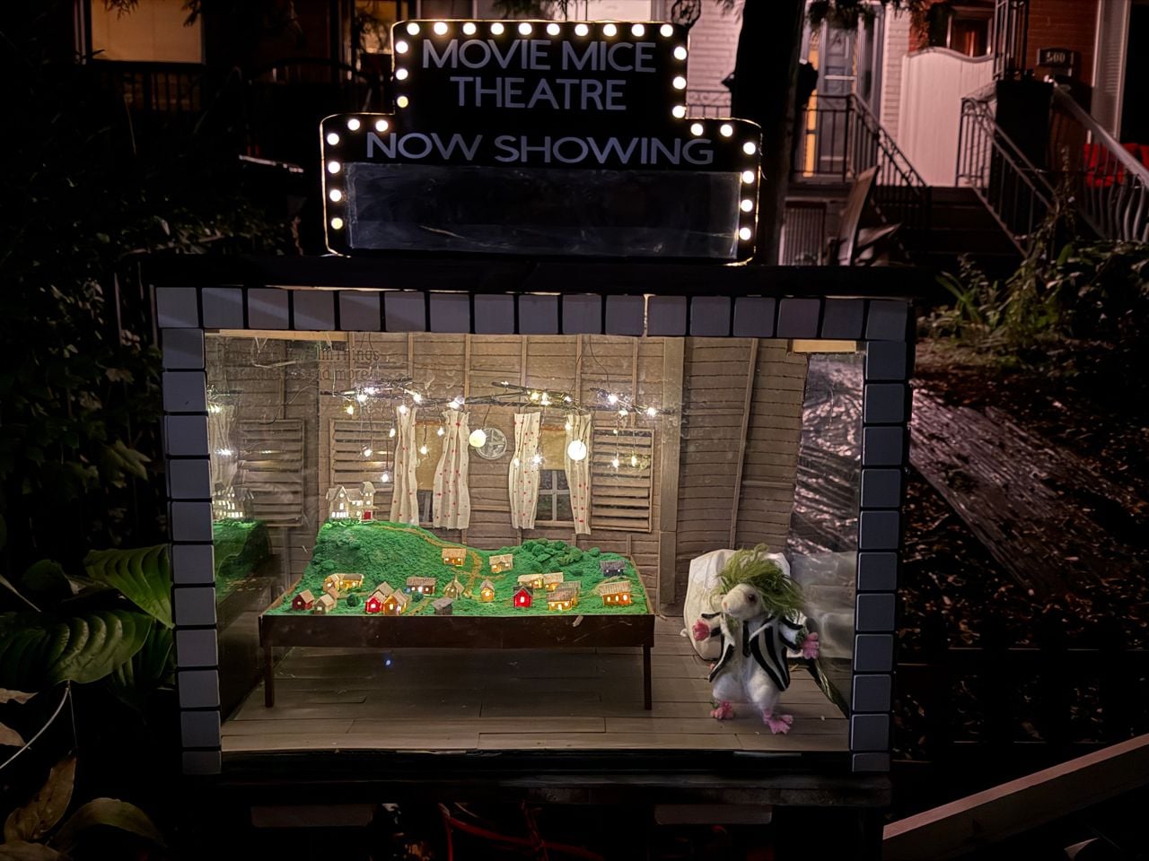 A Toronto artist is recreating famous film scenes in miniature, and the stars are mice