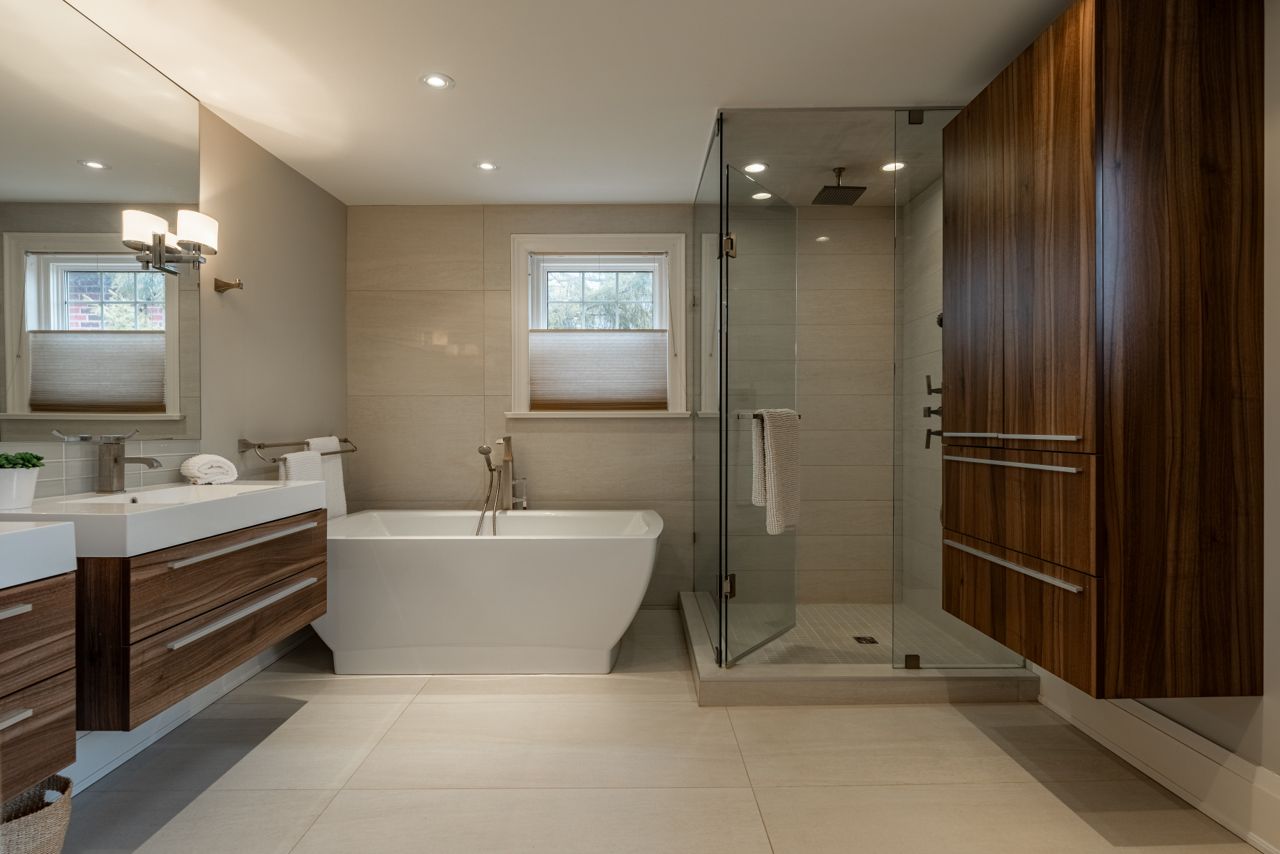 $2.1 million for a modern-meets-rustic Aurora Village home