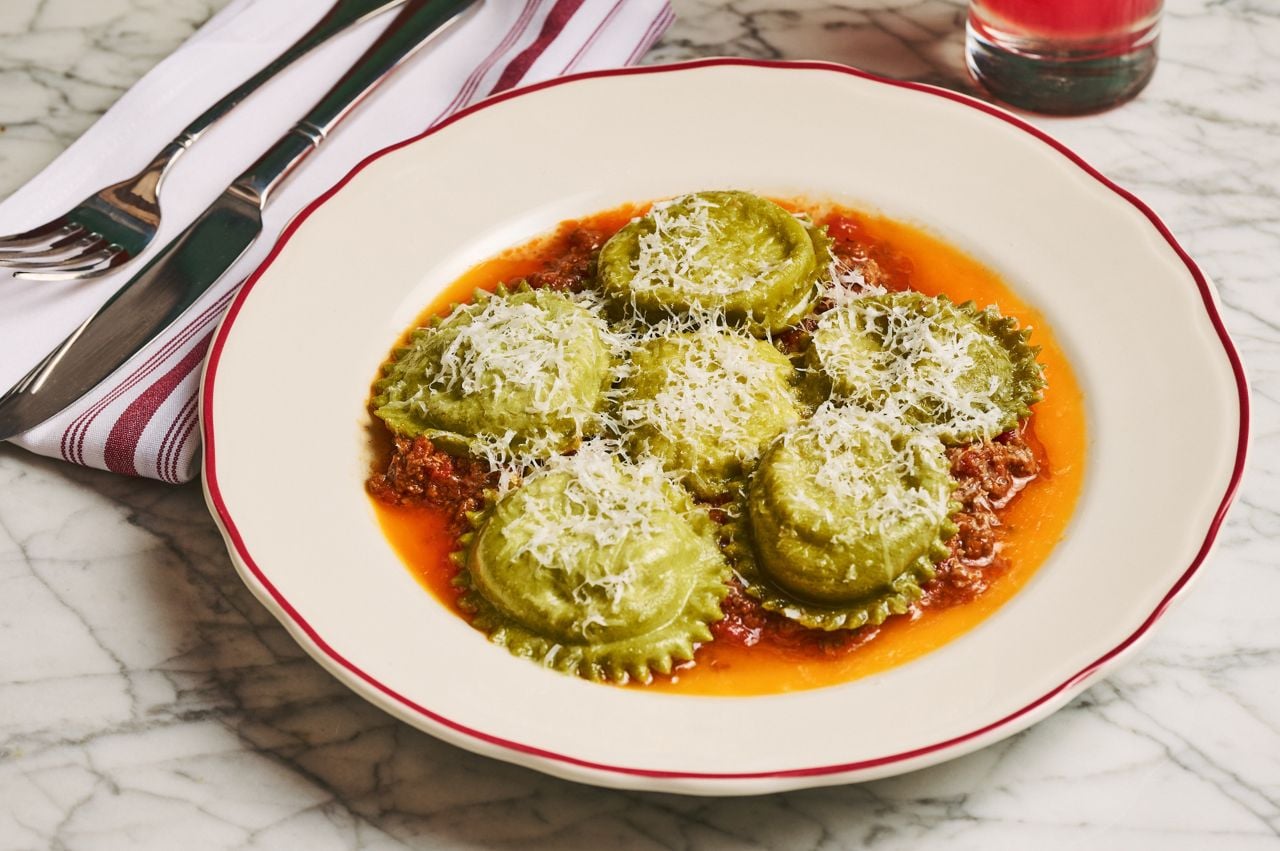 Spinach ravioli in red sauce