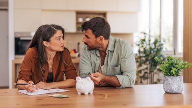 More Canadian couples are fighting—and even considering divorce—over finances