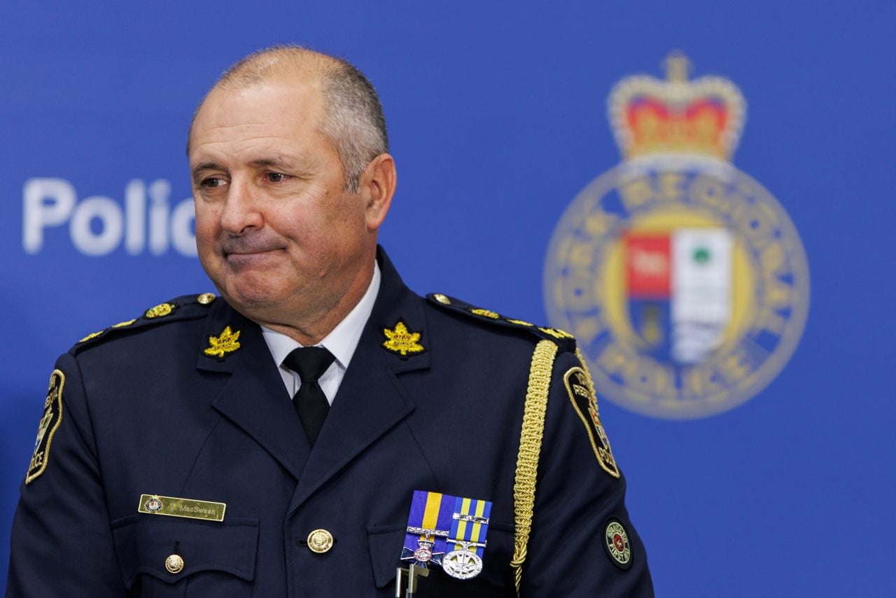York Regional Police chief Jim MacSween will retire in June