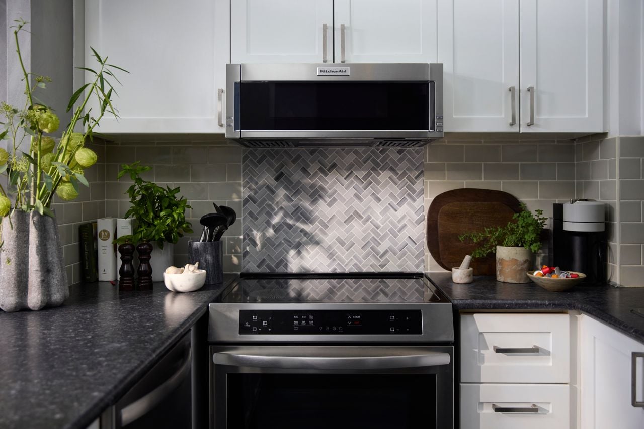 Why this 30-something teacher will never leave his Harbourfront rental