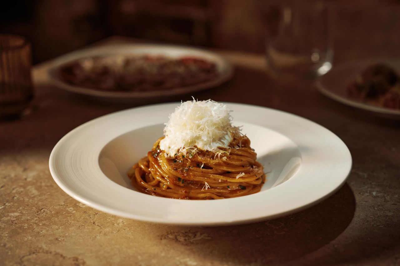 A bowl of spaghetti