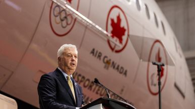 After stirring a French language controversy, Air Canada’s CEO is retiring