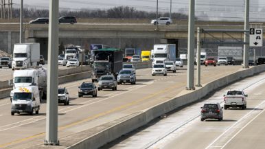 Solo drivers will soon be able to use HOV lanes
