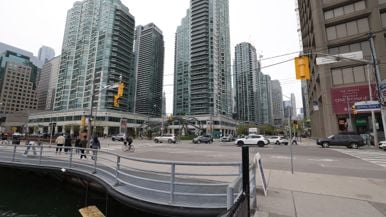 Will cruise ships soon dock at the foot of Yonge?