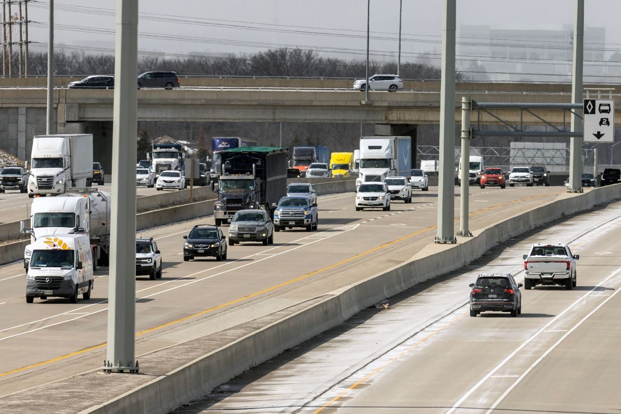 Solo drivers will soon be able to use HOV lanes