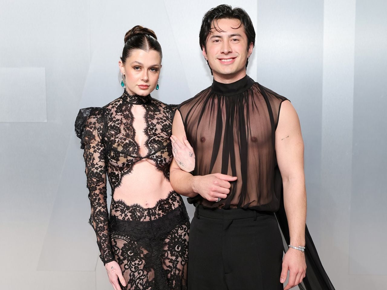 Hudson Williams brought his girlfriend and a $20 fan to the Oscars