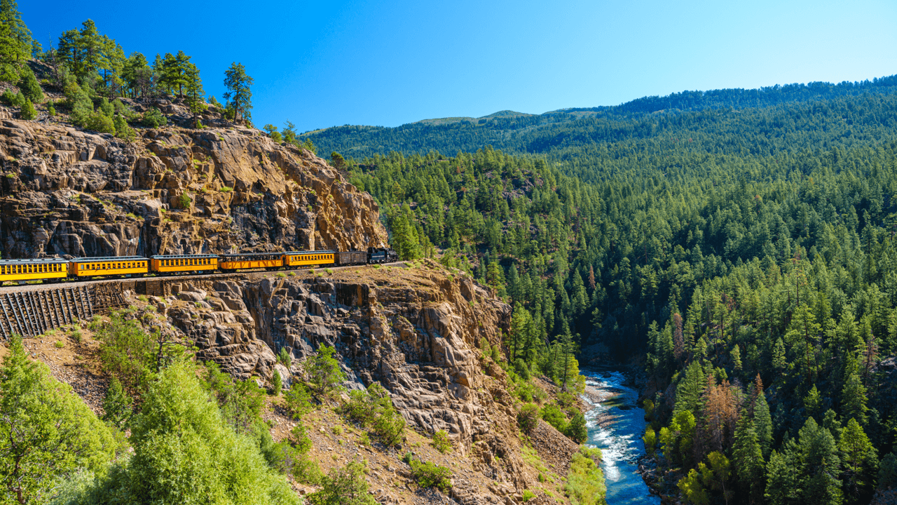 Come to life among the mountains and discover Colorado