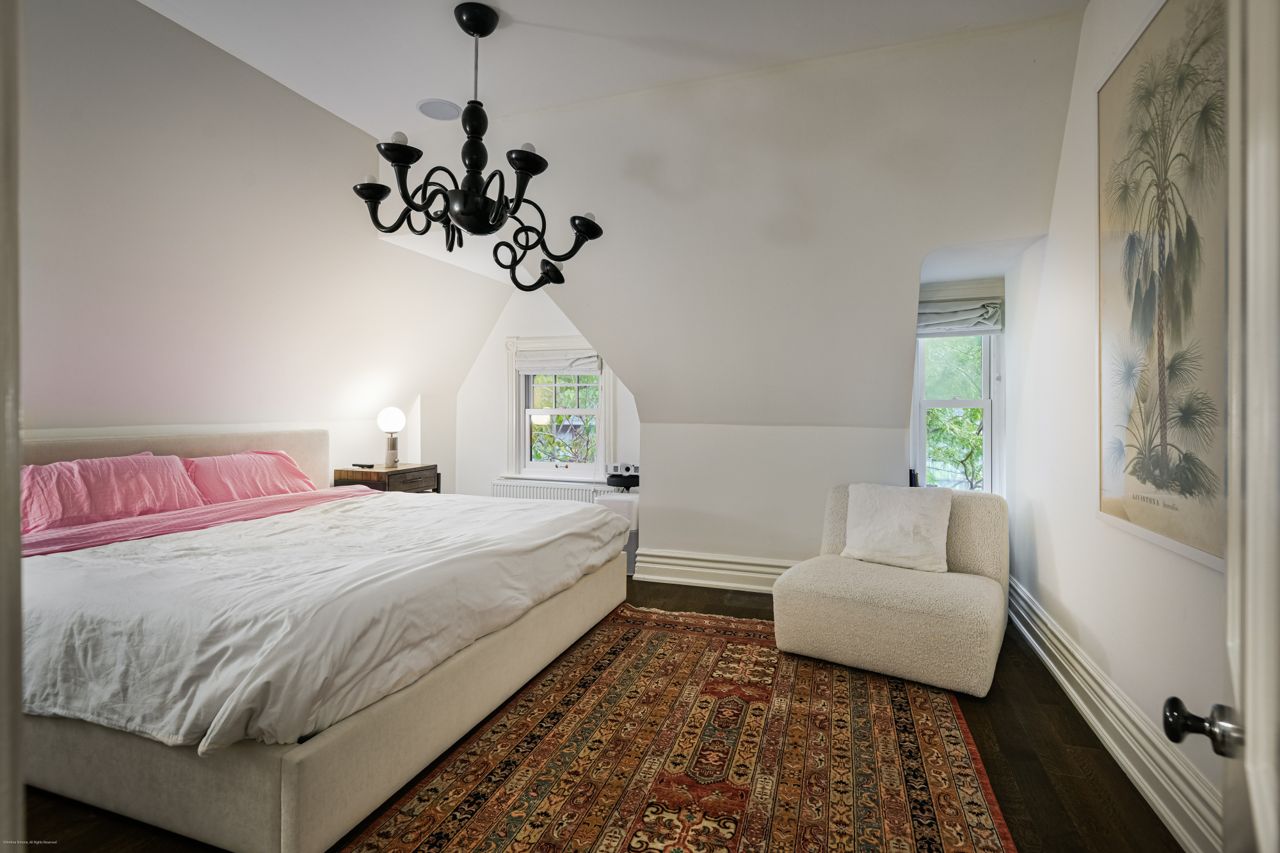 $2.8 million for a Victorian off King West with kitchen cabinets inspired by General Motors