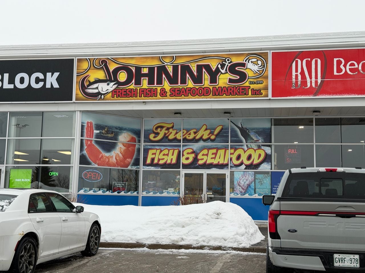 The exterior of Johnny's Seafood Market in Barrie