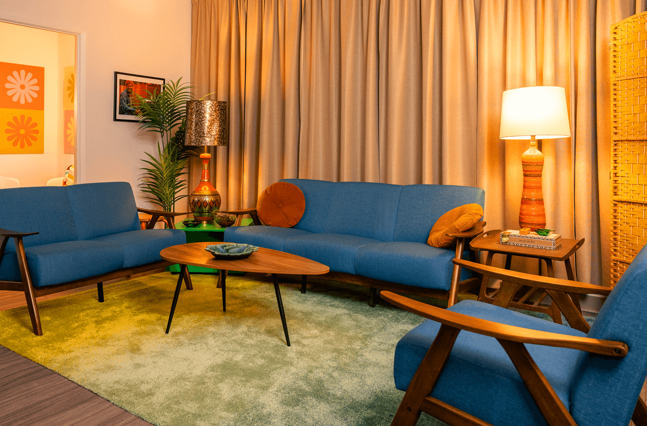 Groovy office