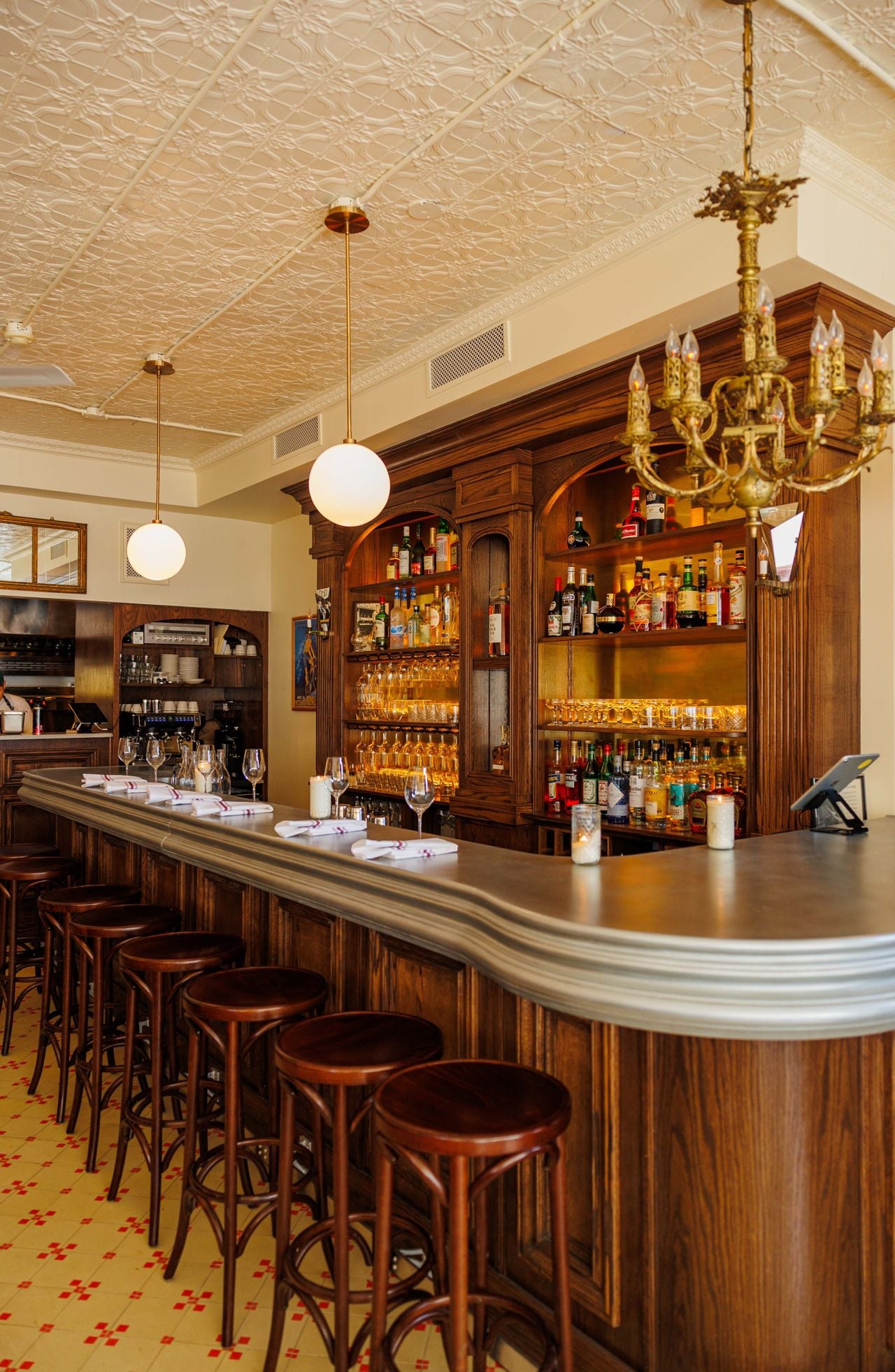The bar at Brasserie Côte