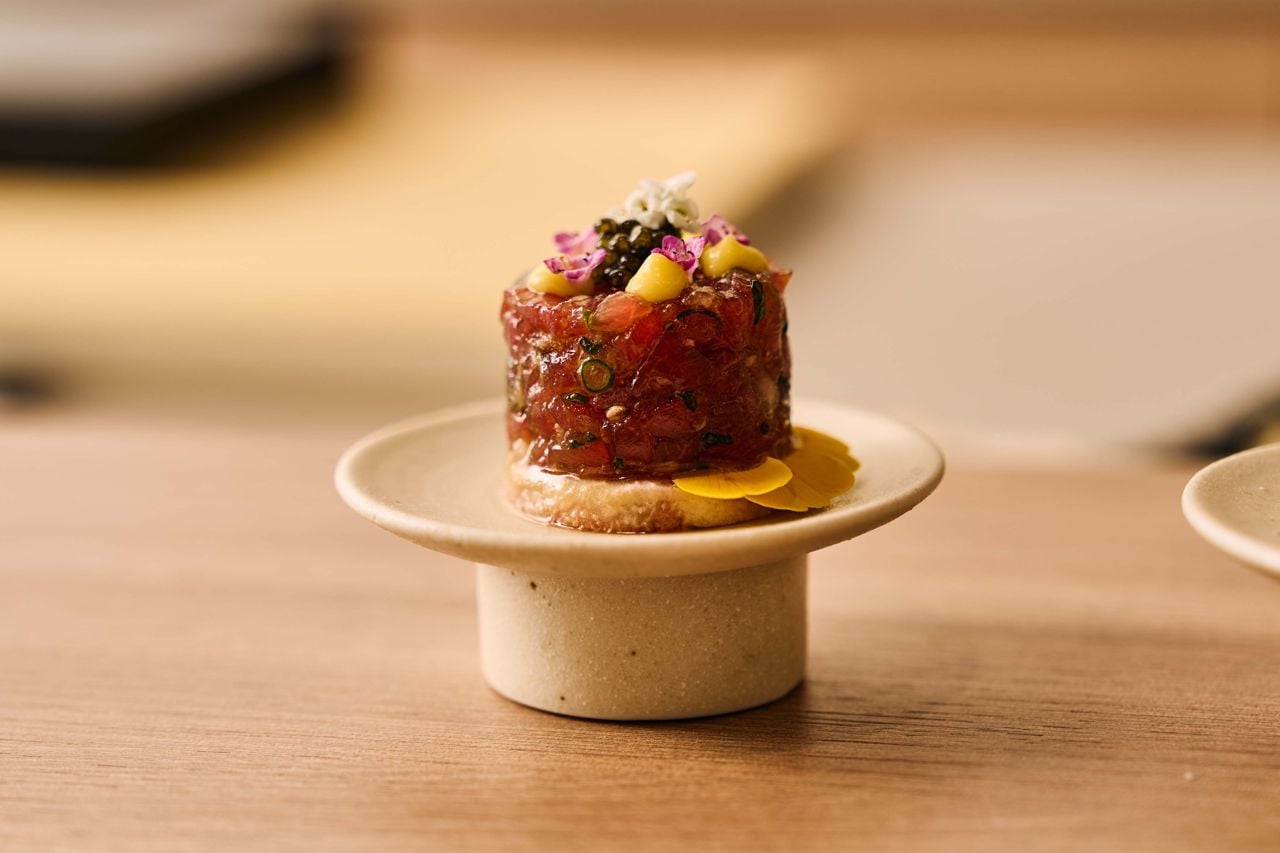 Tuna tartare topped with Osetra caviar