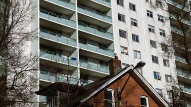 Rent is going down while vacancy is way up across the GTHA