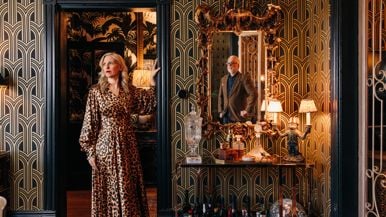 This couple turned a Dundas West Victorian into a dark and sultry Hollywood Regency palace
