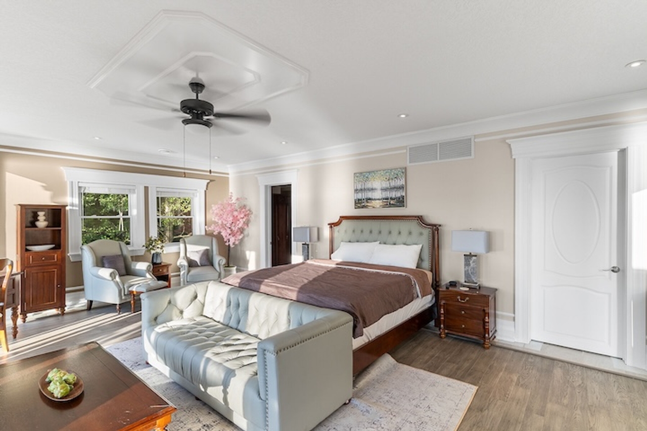 $5 million for a cliffside Bruce Peninsula mansion with lollipop columns