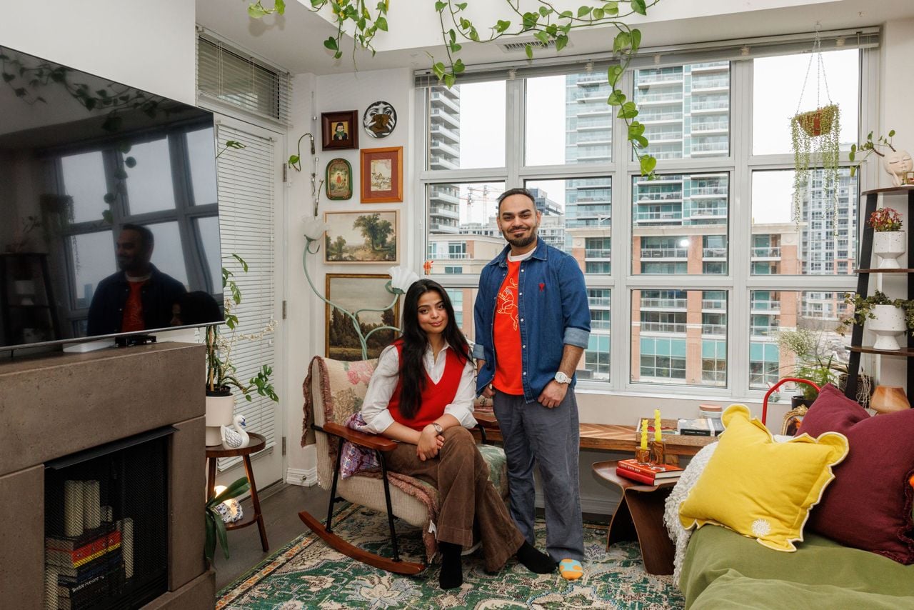 This globetrotting couple earns a combined $287,000 a year. How do they spend it?
