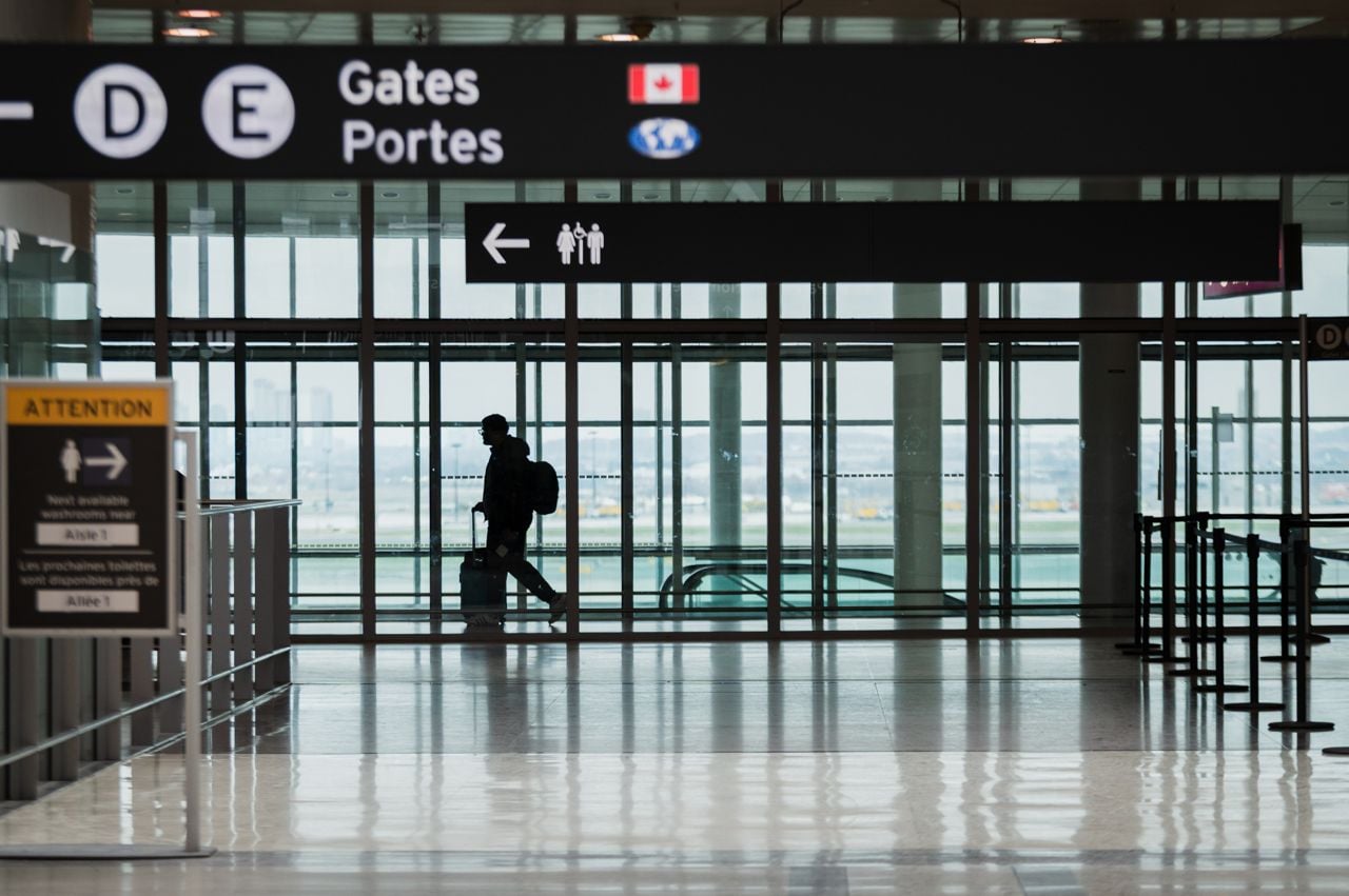 An Air Canada employee tried to export drugs through an unsuspecting couple's luggage