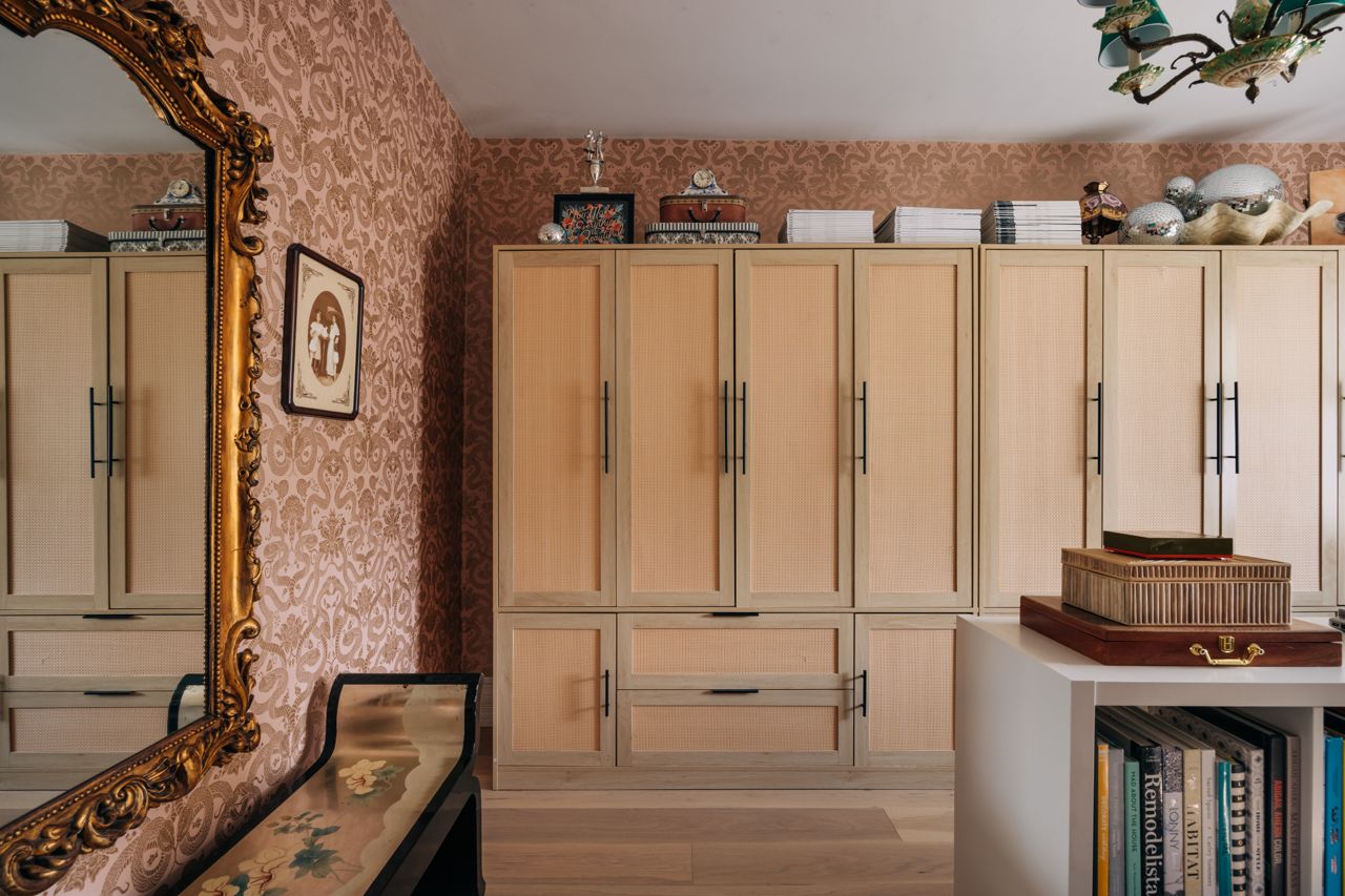This couple turned a Dundas West Victorian into a dark and sultry Hollywood Regency palace
