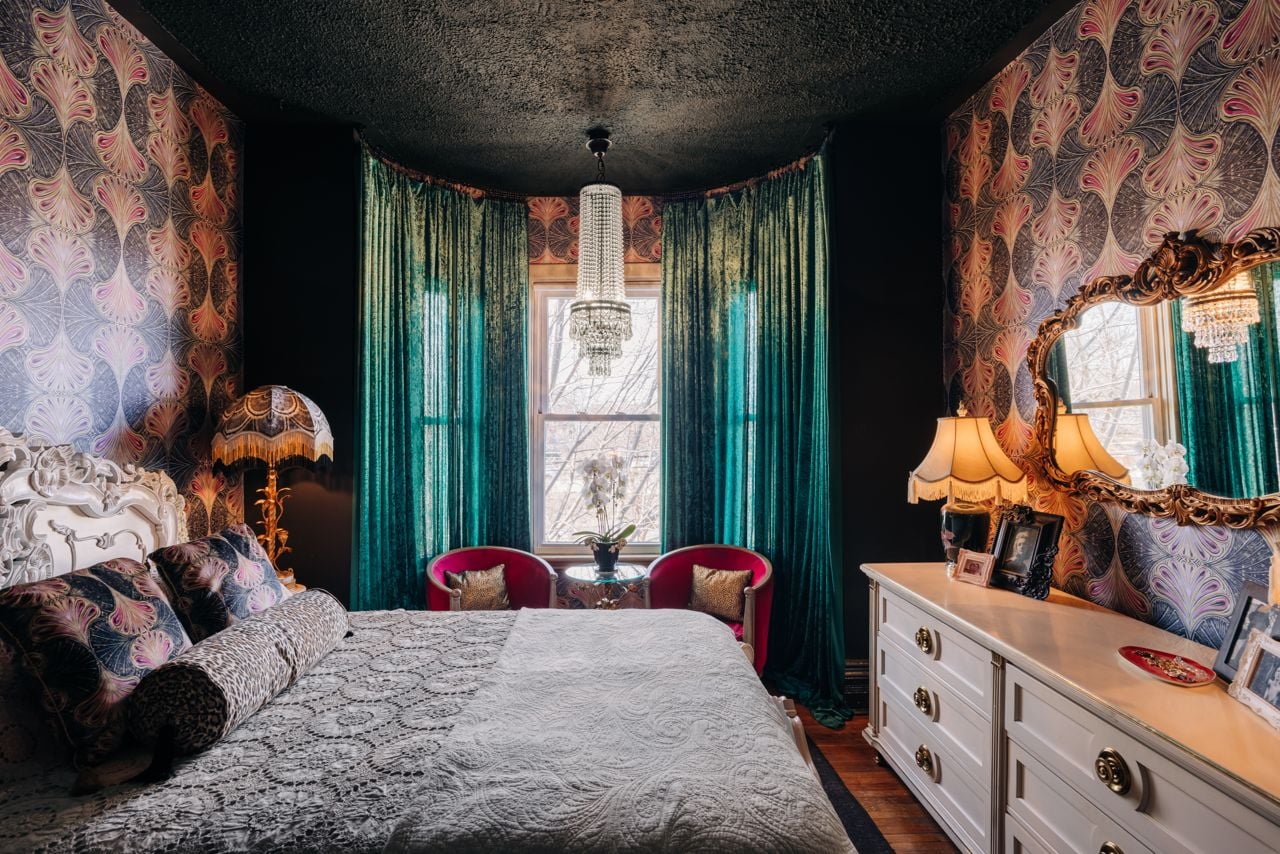 This couple turned a Dundas West Victorian into a dark and sultry Hollywood Regency palace