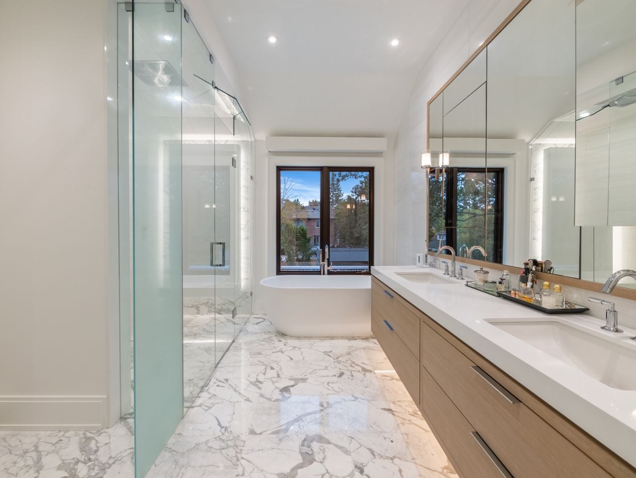 $9.5 million for a Lawrence Park mansion with a temple to shoes