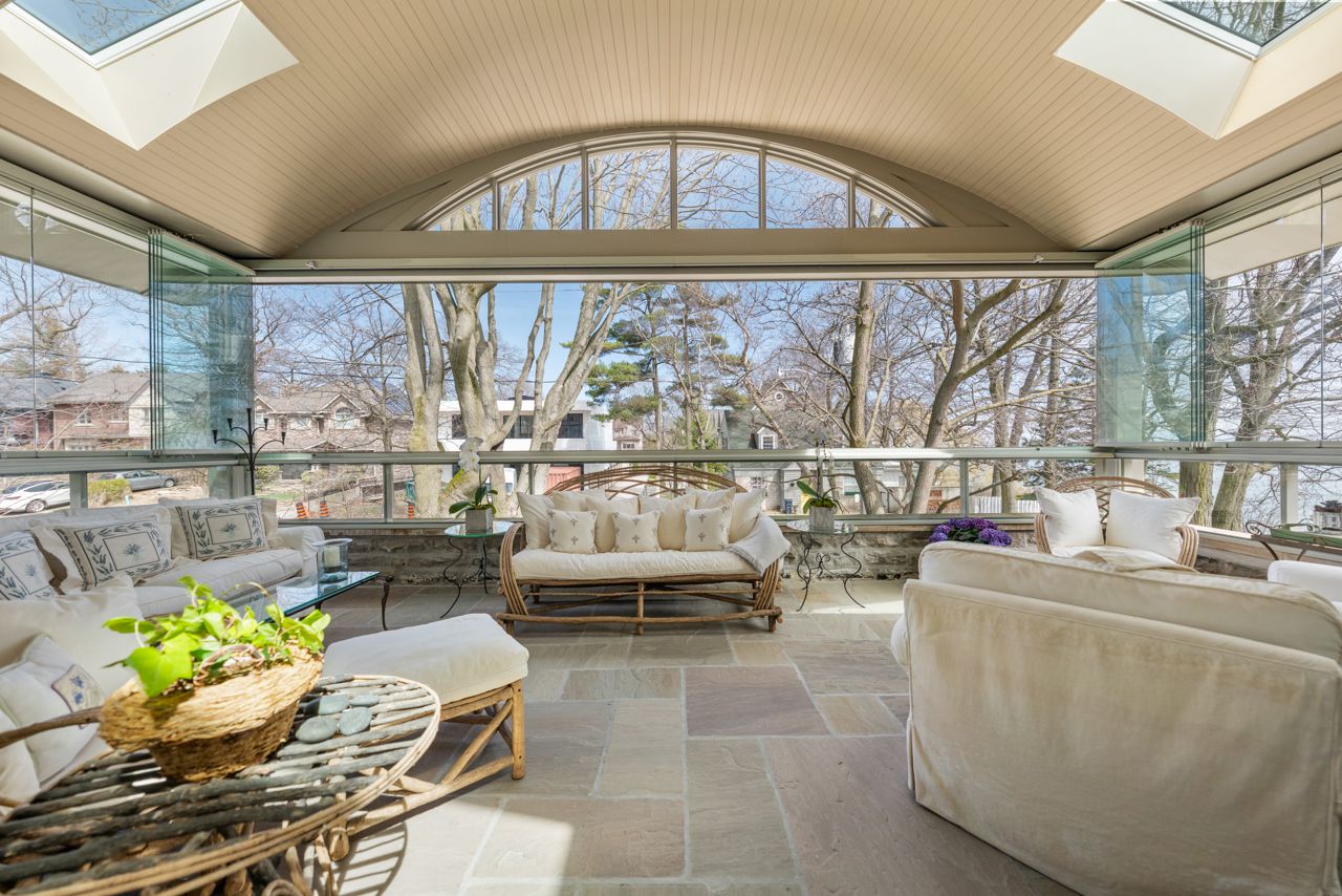 toronto-life-real-estate-house-of-the-week-beaches-ancient-rome-courtyard-silver-birch-beach-11 $5.2 million for an east-end house with a courtyard inspired by ancient Rome