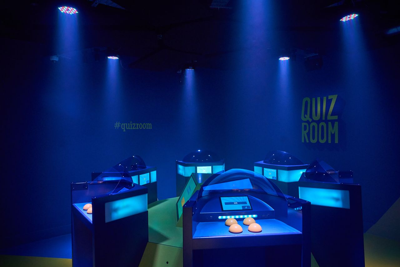 Step into the spotlight at Quiz Room Toronto