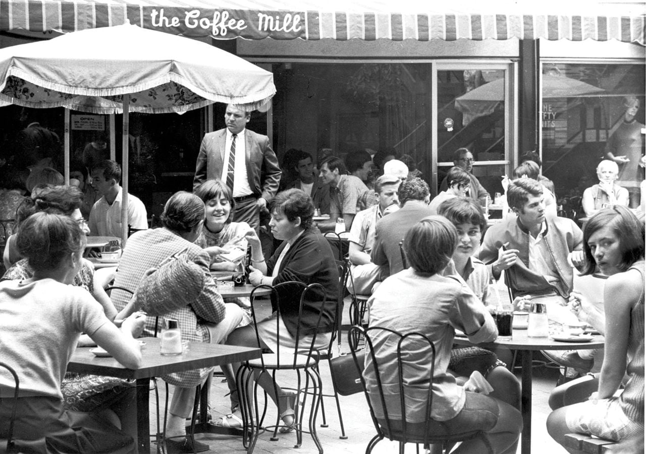 One hundred pivotal moments in the history of Toronto dining