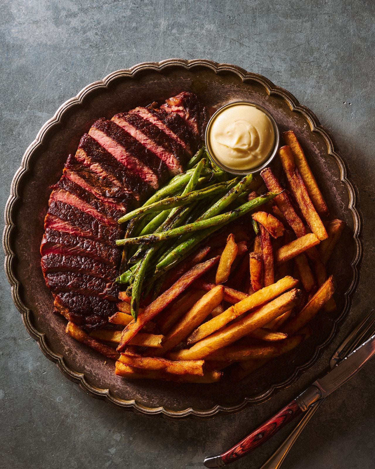 Steak frites and green beans