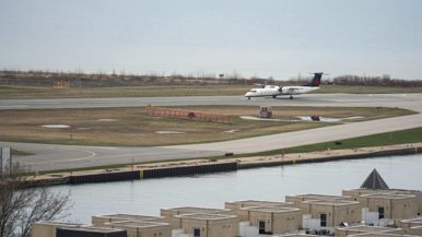 The Toronto Port Authority says the Billy Bishop airport expansion would fund itself